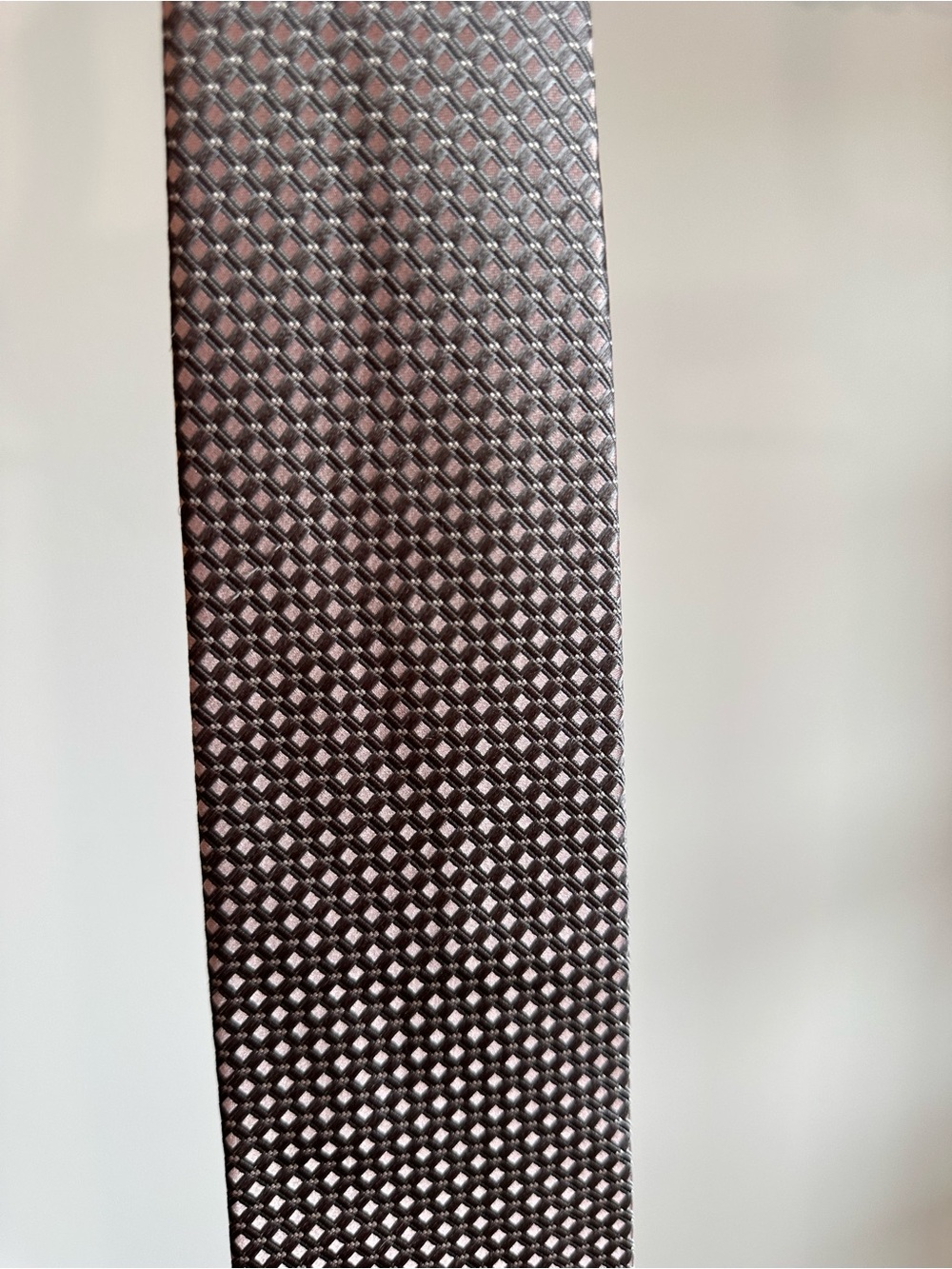 Men's Textured Black Diamond-Pattern Tie